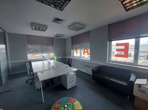 Players Rd, Stirling for lease Building Photo- Image 2 of 4