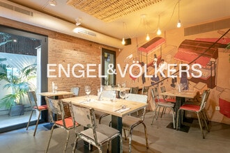 Retail in Barcelona, Barcelona for lease Interior Photo- Image 2 of 6