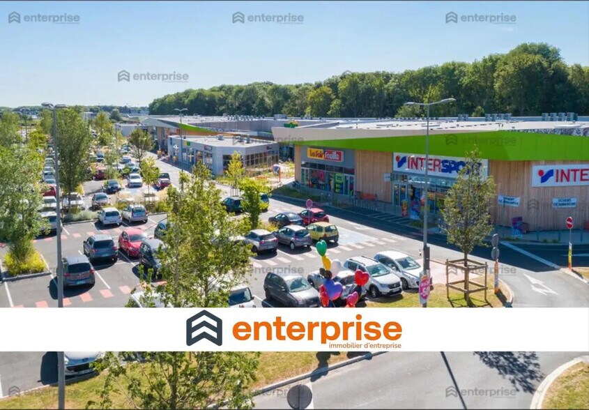 Retail in Lens for lease - Aerial - Image 1 of 1