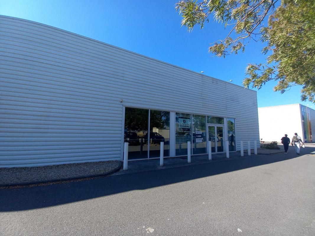 18 Rue Pierre Pleignard, Châtellerault for lease Building Photo- Image 1 of 6