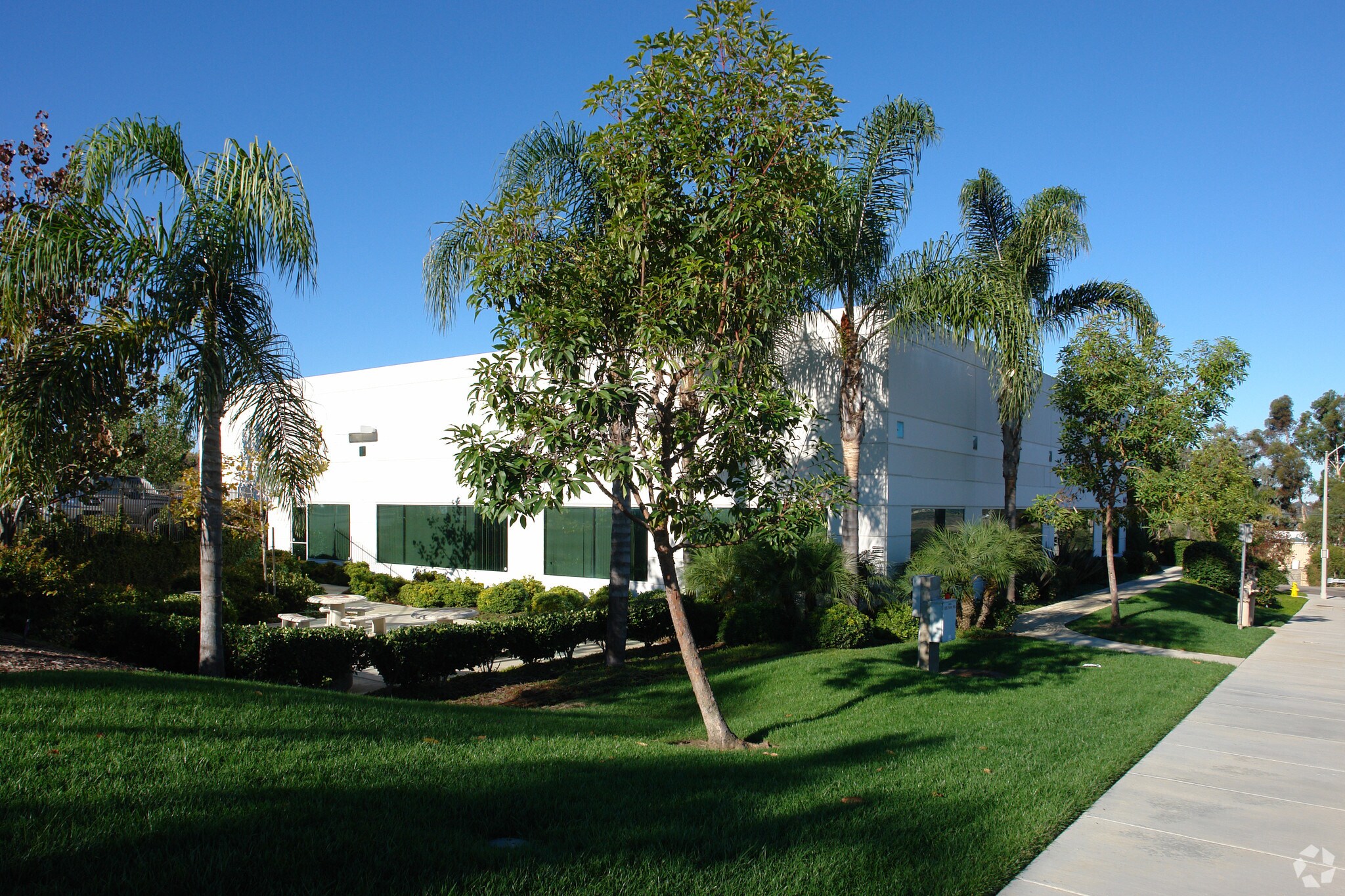 5601 Palmer Way, Carlsbad, CA 92010