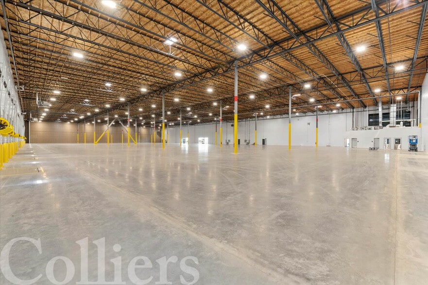 16677 Madison Rd, Nampa, ID for sale - Interior Photo - Image 3 of 10