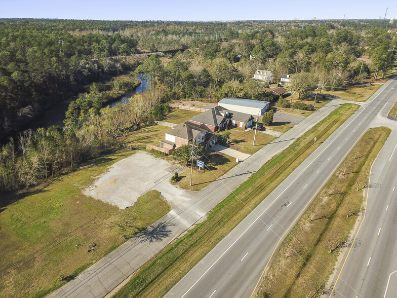 4208 Bienville Blvd, Ocean Springs, MS for sale - Building Photo - Image 2 of 42