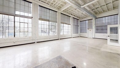 1960-1980 Mandela Pky, Oakland, CA for lease Building Photo- Image 1 of 12