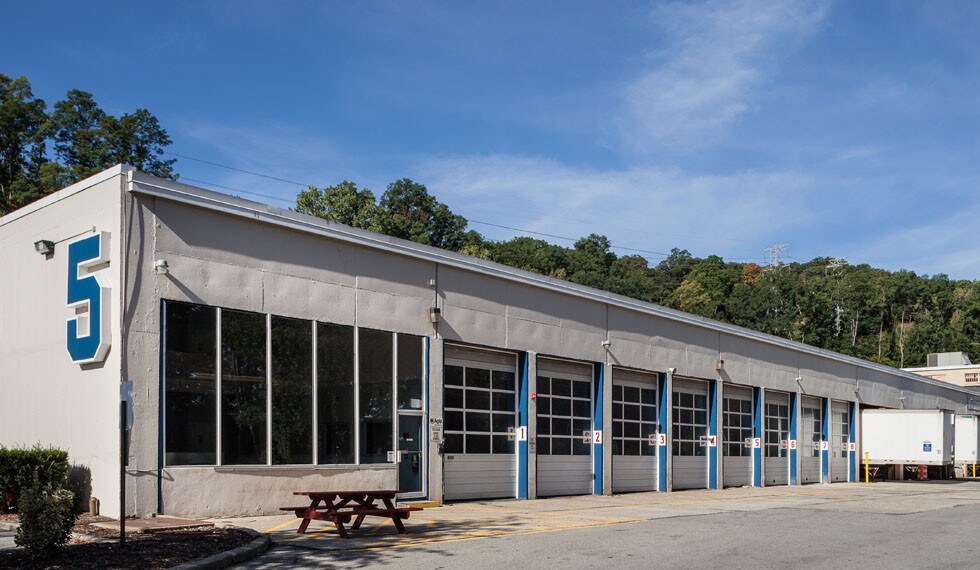 5 Warehouse Ln, Elmsford, NY, 10523 Industrial Space For Lease