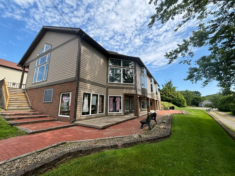 800 Main St, Volant, PA for sale - Building Photo - Image 1 of 1