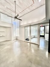 721 NE 3rd Ave, Fort Lauderdale, FL for lease Interior Photo- Image 1 of 26