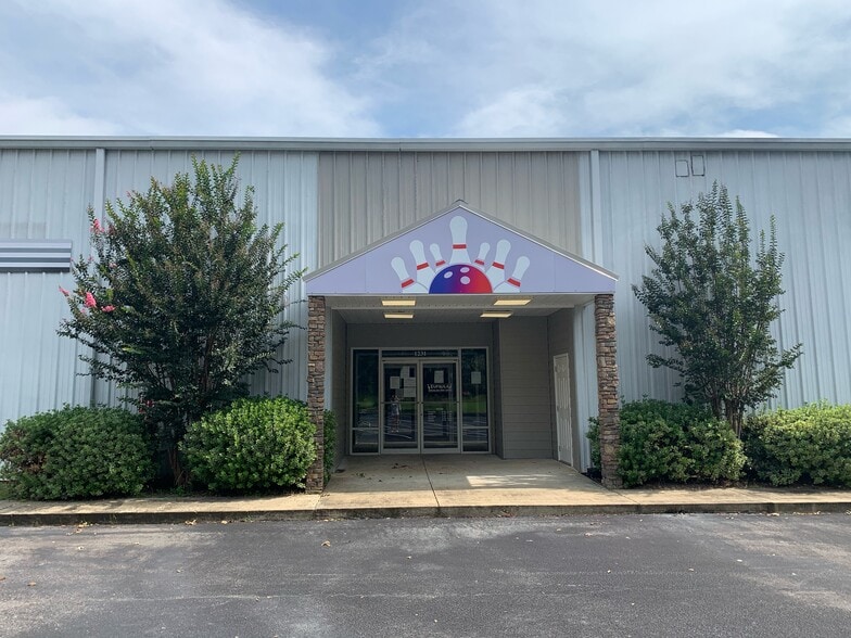 1231 N Eufaula Ave, Eufaula, AL 36027