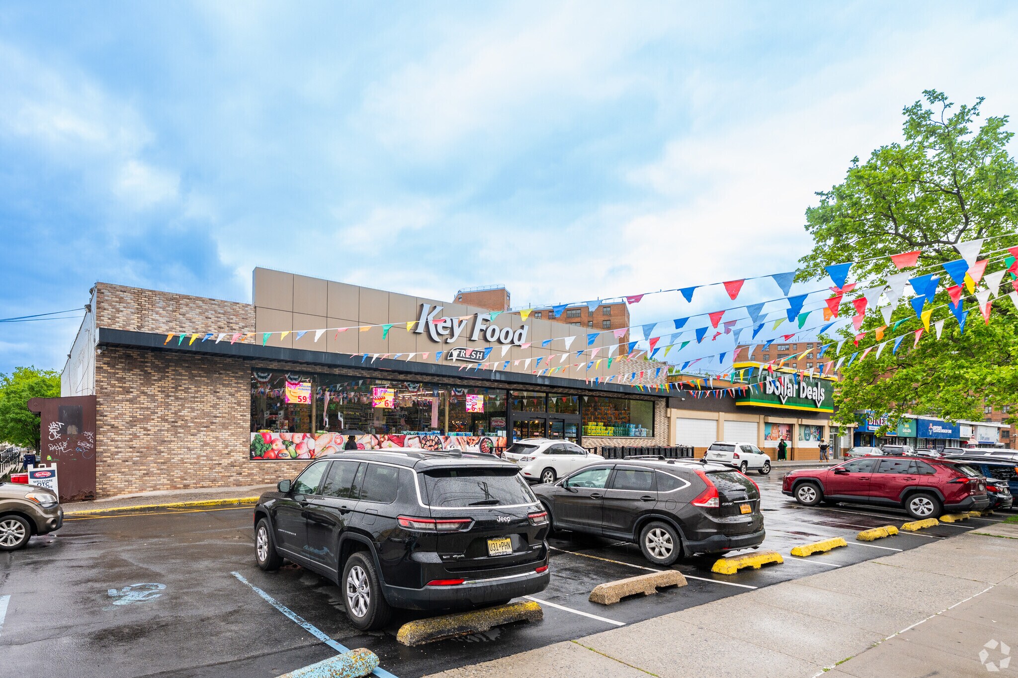 600-658 Castle Hill Ave, Bronx, NY for sale Primary Photo- Image 1 of 1