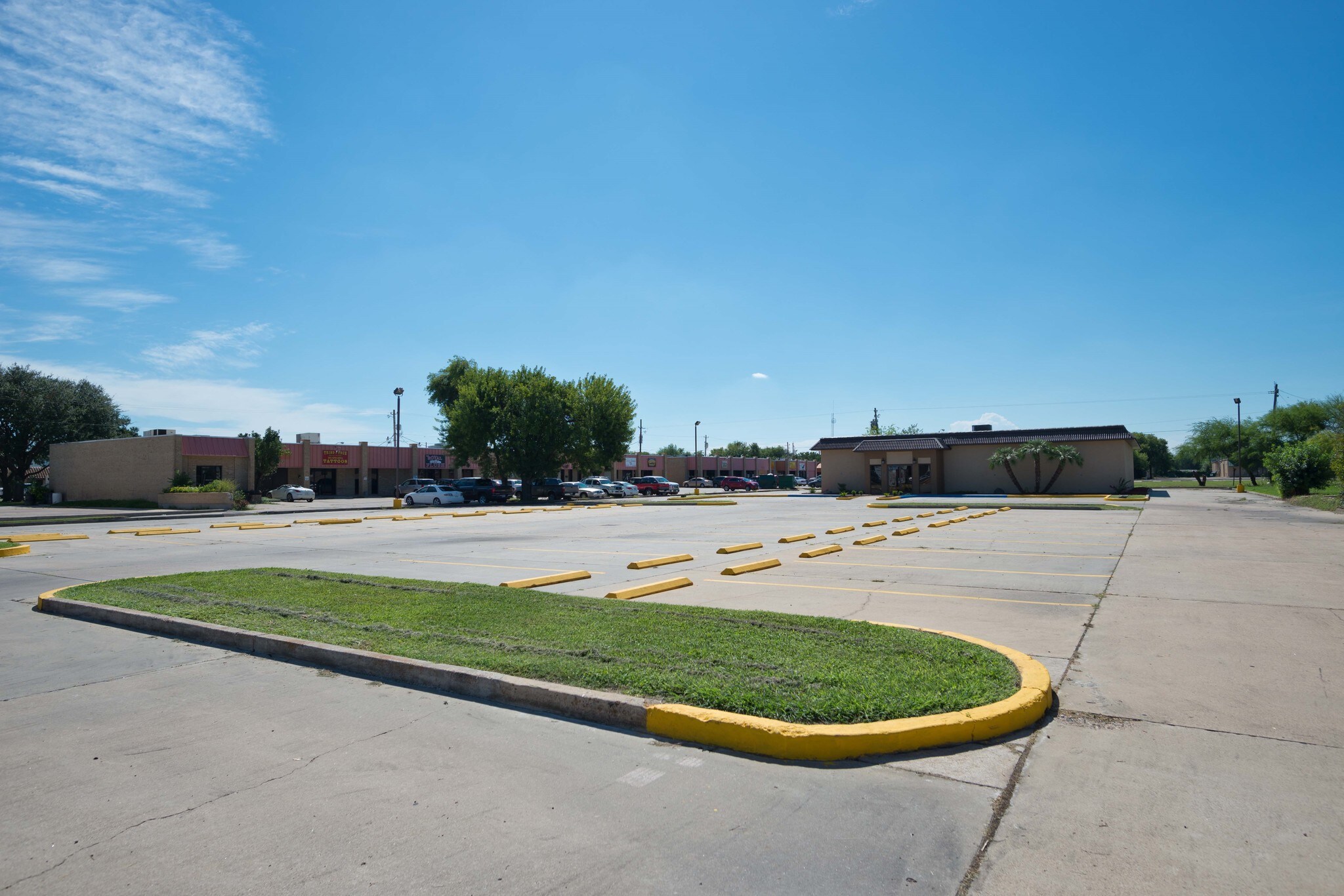 601 E Mockingbird Ln, Victoria, TX for sale Primary Photo- Image 1 of 1