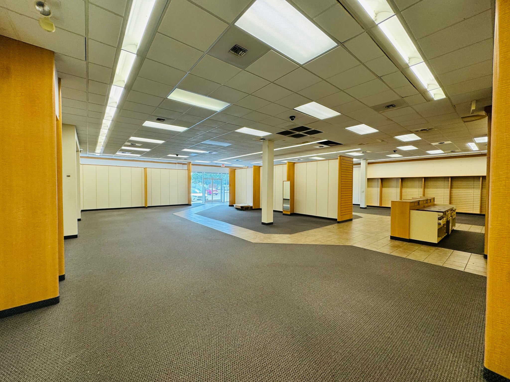 13000 N IH 35, Austin, TX for lease Building Photo- Image 1 of 1