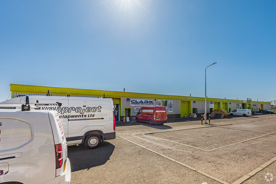 Primrose Ln, Rosyth for lease - Building Photo - Image 2 of 2