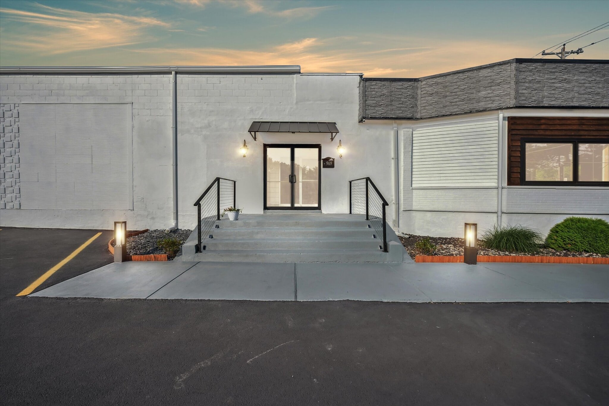 969 Dixie Hwy, Rossford, OH for lease Primary Photo- Image 1 of 57