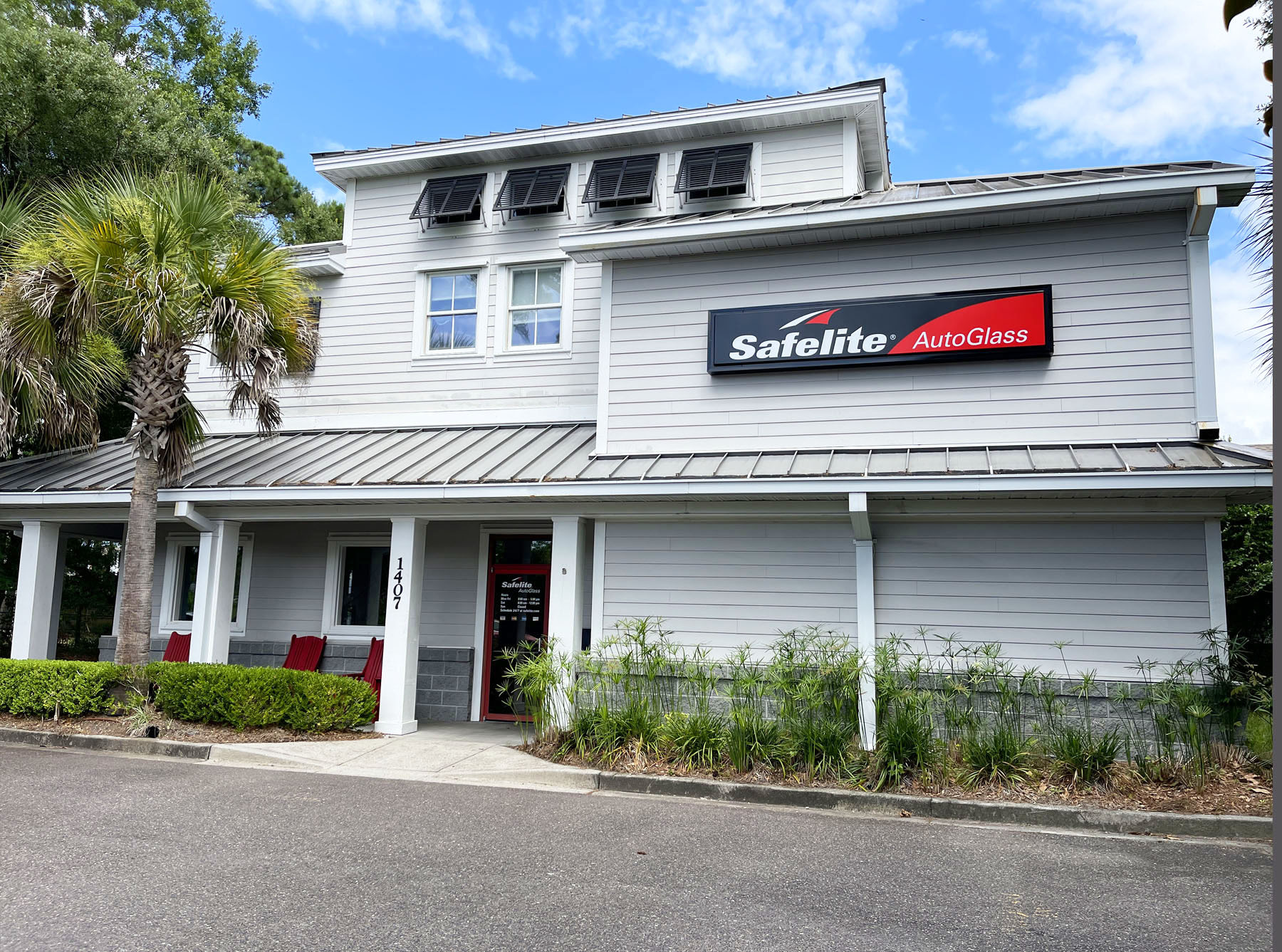 1407 Stuart Engals Blvd, Mount Pleasant, SC for lease Building Photo- Image 1 of 12