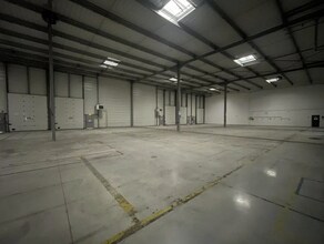 Flex in Moissy-Cramayel for lease Interior Photo- Image 2 of 12