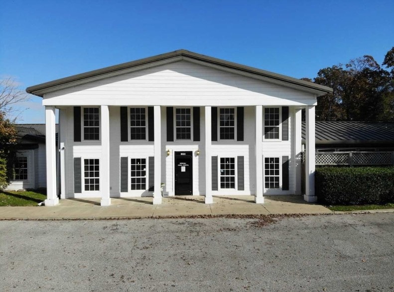 1850 Berryhill Rd, Cordova, TN 38016