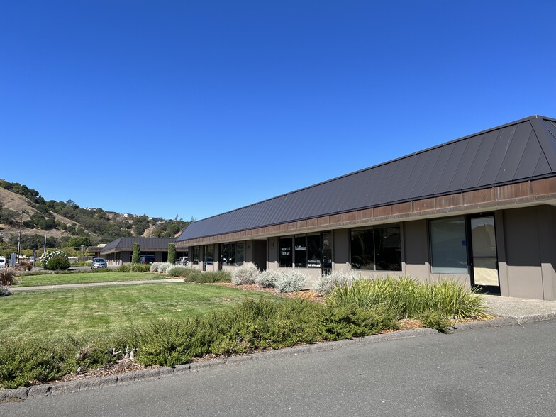 25-55 Mitchell Blvd, San Rafael, CA for lease - Building Photo - Image 1 of 4