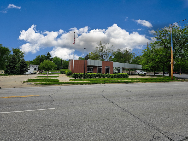 2742 Hubbell Ave, Des Moines, IA for sale - Building Photo - Image 1 of 1