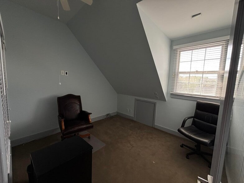 2201-2213 Middle St, Sullivans Island, Sullivans Island, SC for lease - Building Photo - Image 3 of 3