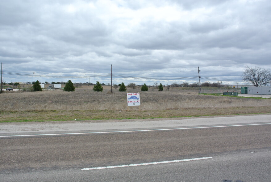 800 Stefek Dr, Killeen, TX for sale - Building Photo - Image 2 of 2
