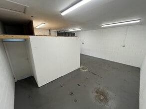 Warrenwood Industrial Estate, Stapleford for lease Interior Photo- Image 1 of 5