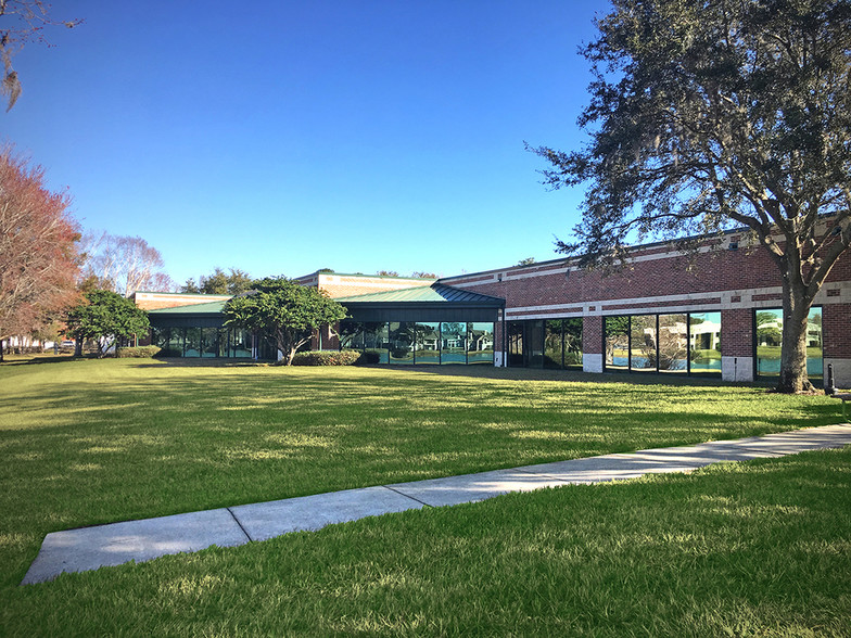 350 Corporate Way, Orange Park, FL for lease - Building Photo - Image 2 of 12