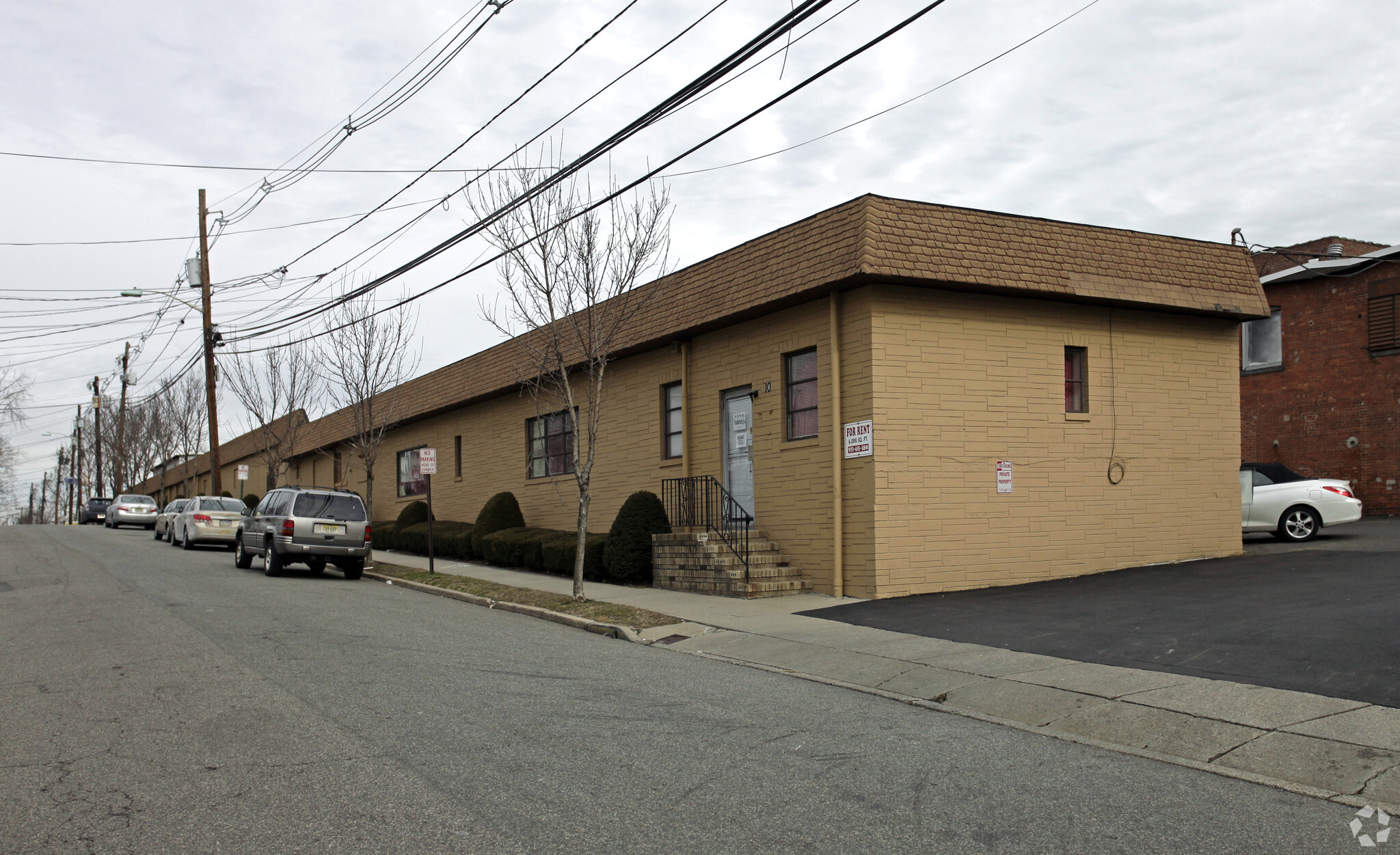 10 Dell Glen Ave, Lodi, NJ for lease Primary Photo- Image 1 of 14