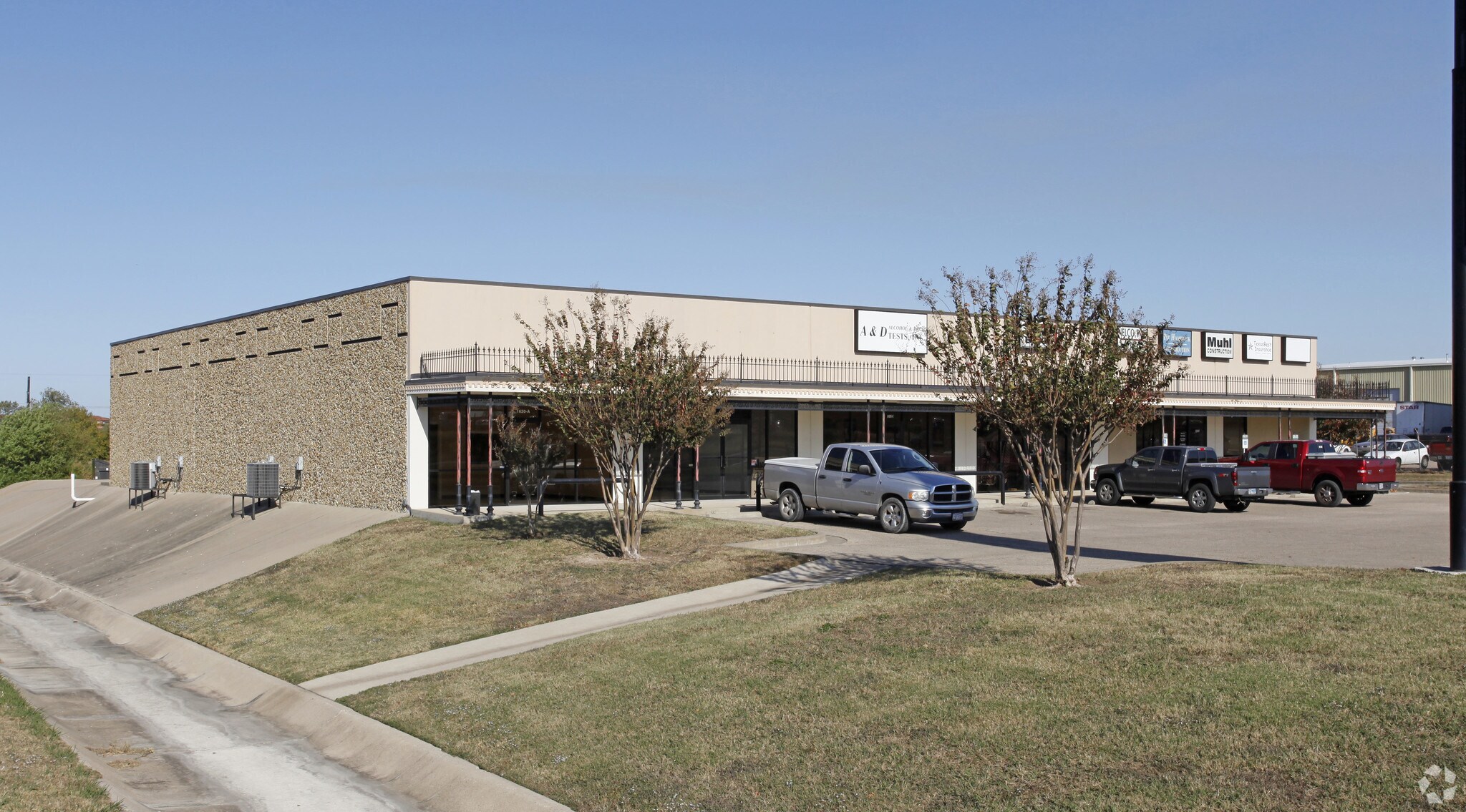 1620 W Loop 340, Woodway, TX for sale Primary Photo- Image 1 of 1