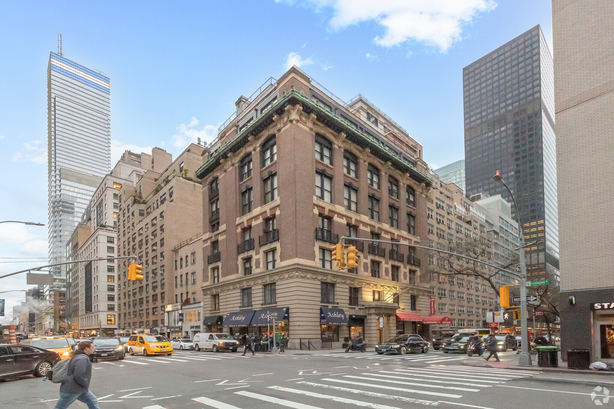661 Lexington Ave, New York, NY for sale Primary Photo- Image 1 of 1