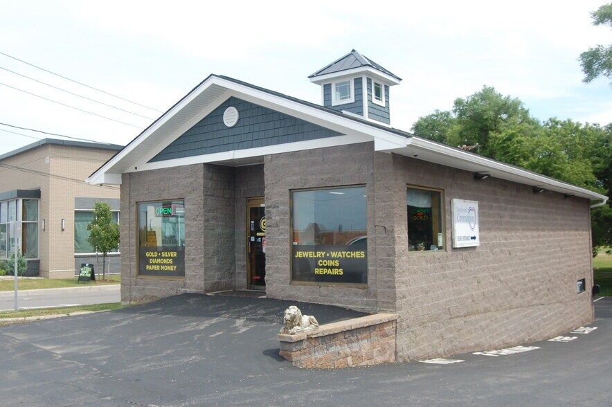 2599 W Ridge Rd, Rochester, NY 14626