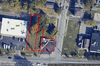 2101 W Broadway, Louisville, KY - AERIAL  map view
