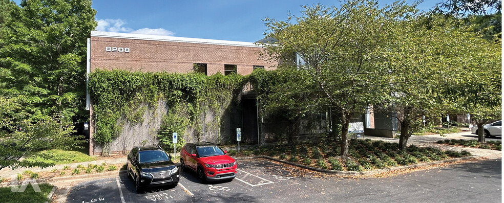 8208 Brownleigh Dr, Raleigh, NC for lease - Building Photo - Image 1 of 4