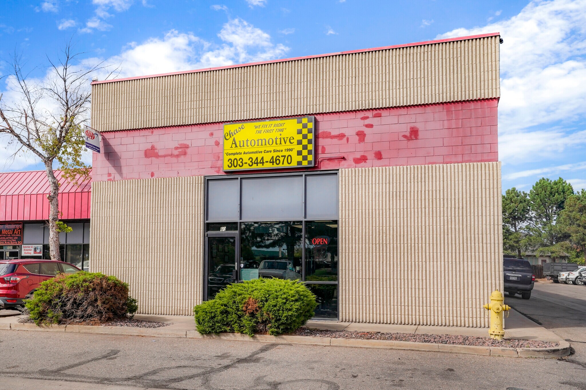 15601 E 6th Ave, Aurora, CO 80011 Multitenant NNN Flex Investment