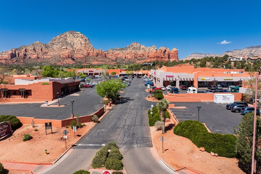 160 Coffee Pot Dr, Sedona, AZ for lease - Building Photo - Image 2 of 13