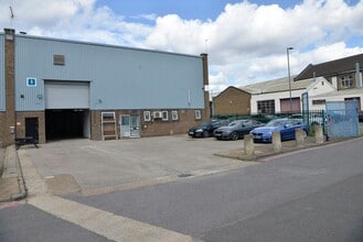 22 Hythe Rd, London for lease Building Photo- Image 1 of 9