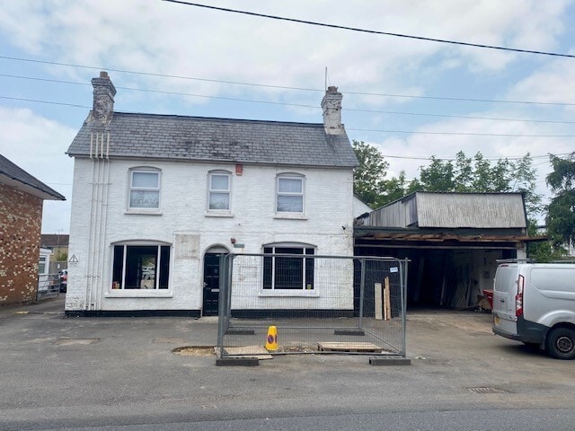 Reading Rd, Reading for lease - Building Photo - Image 1 of 3