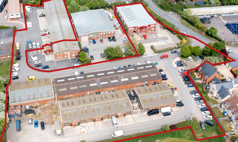 Marlborough Rd, Royal Wootton Bassett for lease - Building Photo - Image 3 of 8