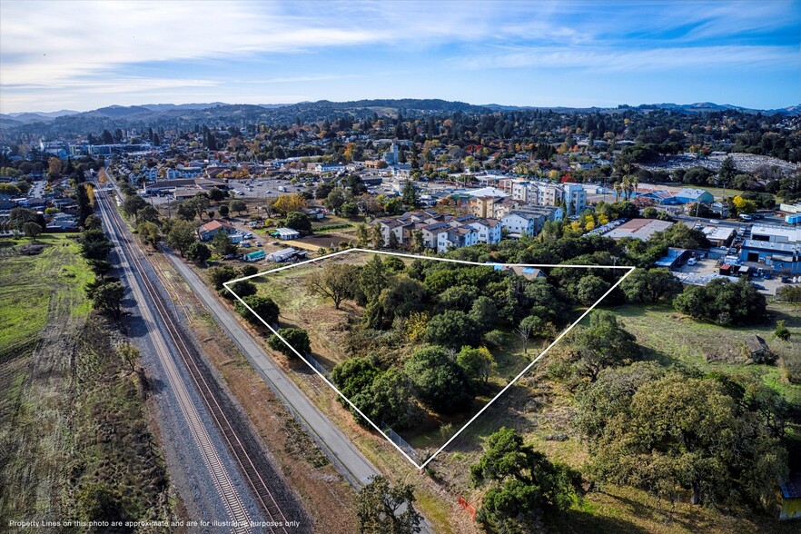 1252 Petaluma Blvd N, Petaluma, CA for sale - Aerial - Image 3 of 7