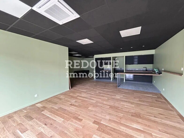 Office in Cernay-lès-Reims for lease - Interior Photo - Image 3 of 9