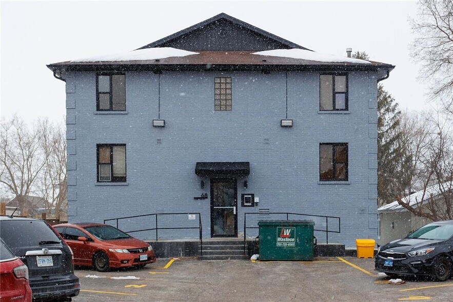 68 Dunlop St, Orillia, ON for sale - Building Photo - Image 1 of 1