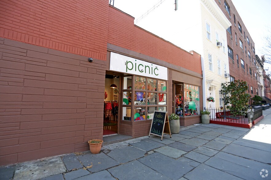 162 Court St, Brooklyn, NY for sale - Building Photo - Image 2 of 8