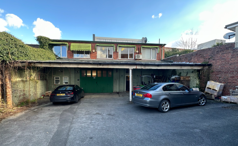 1 Cowlishaw Rd, Sheffield for lease Primary Photo- Image 1 of 4