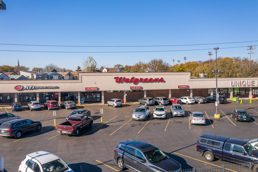 3000-3048 S Halsted St, Chicago, IL for lease - Building Photo - Image 1 of 5