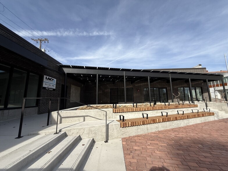 1718 Baltimore Ave, Kansas City, MO for lease - Building Photo - Image 3 of 15