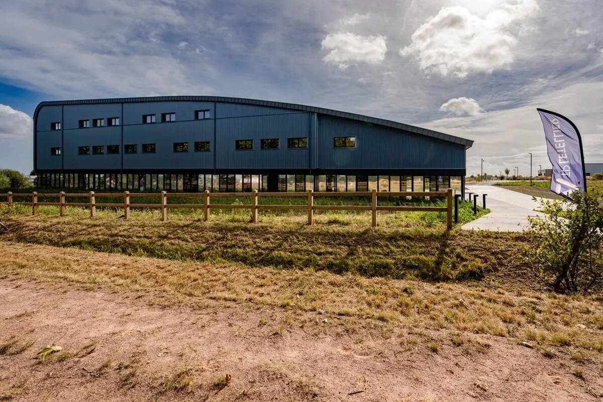 Office in DOUVRES-LA-DÉLIVRANDE for lease Building Photo- Image 1 of 10