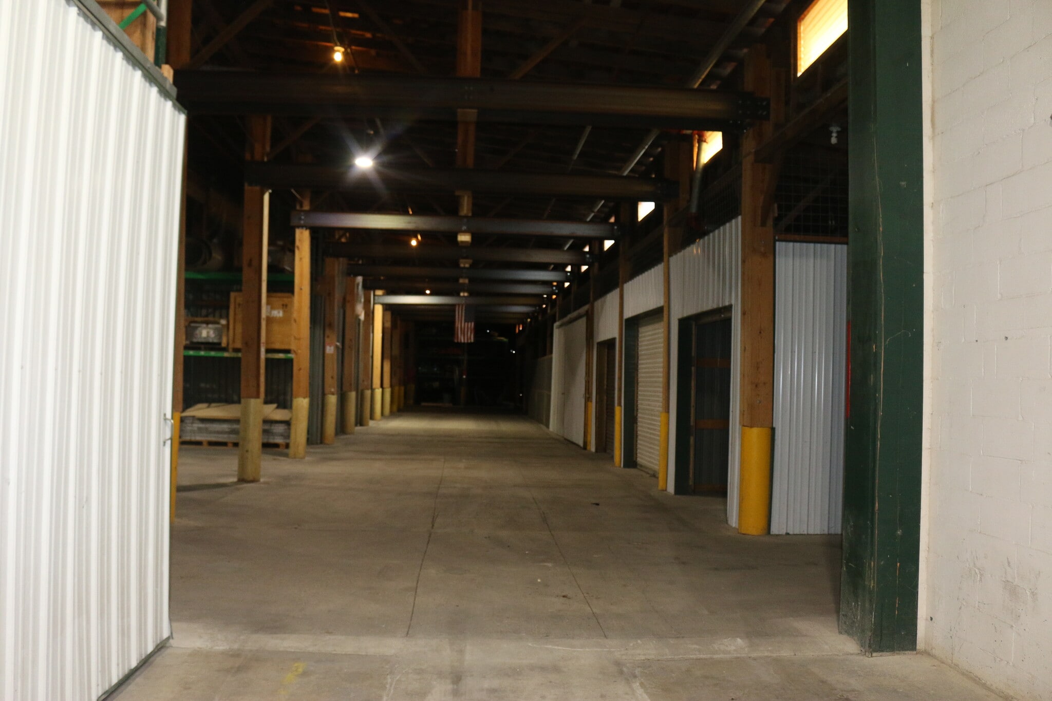 245 S Watt St, Chillicothe, OH for lease Interior Photo- Image 1 of 5