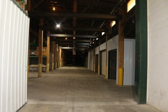 245 S Watt St, Chillicothe, OH for lease Interior Photo- Image 1 of 5