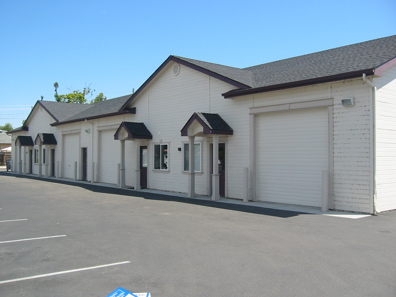 1247 N Midland Blvd, Nampa, ID for lease - Primary Photo - Image 1 of 4