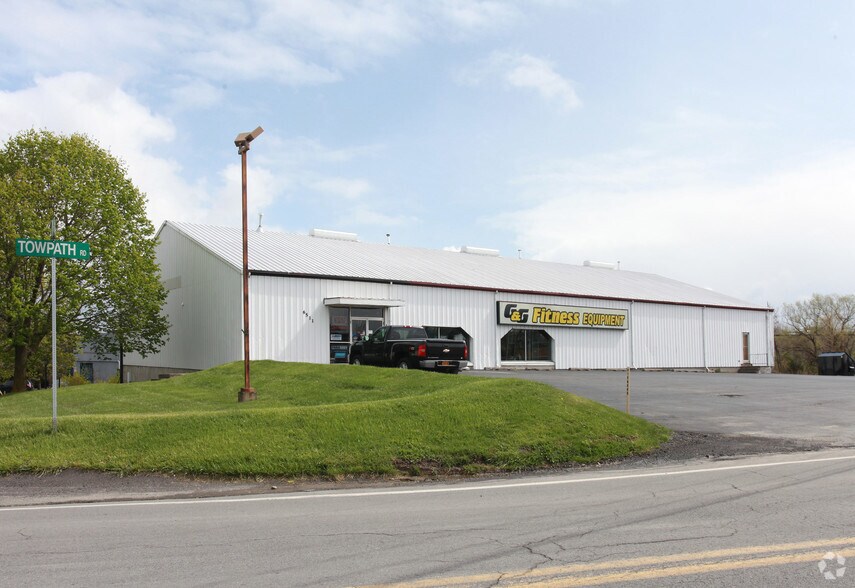 6511 Towpath Rd, East Syracuse, NY for sale - Primary Photo - Image 1 of 1