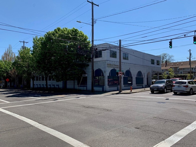 2480 NW Vaughn St, Portland, OR for sale - Building Photo - Image 1 of 1